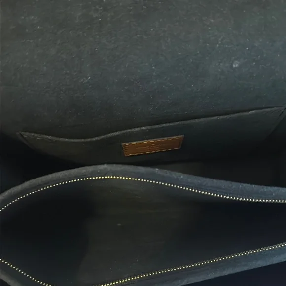 Louis Vuitton Monogram Crossbody Bag with Gold Chain - Picture 6 of 11